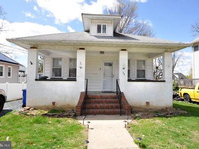 26 S Holly Ave, Maple Shade, NJ, 08052