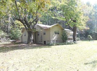 2296 Snowbird Rd, Robbinsville, NC 28771