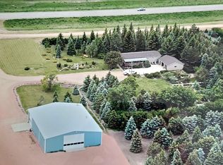 112 8403rd St SW, Bowman, ND 58623