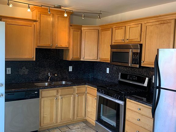 4th image of 4930 34th St
