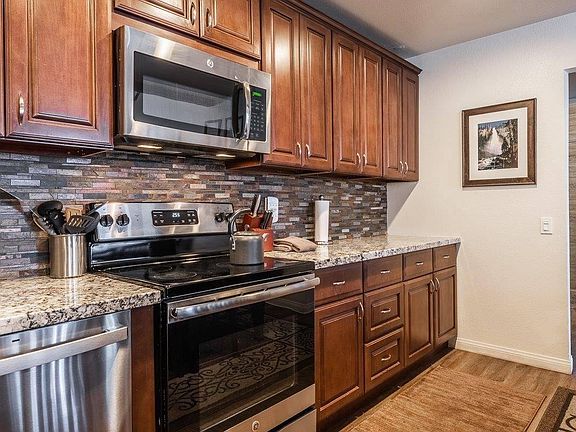 2nd image of 161 Horseshoe Dr #22