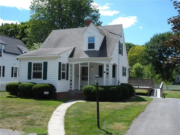 143 Rochester St, Westbrook, ME 04092