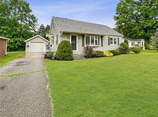 7412 Chestnut St, Fairview, PA 16415