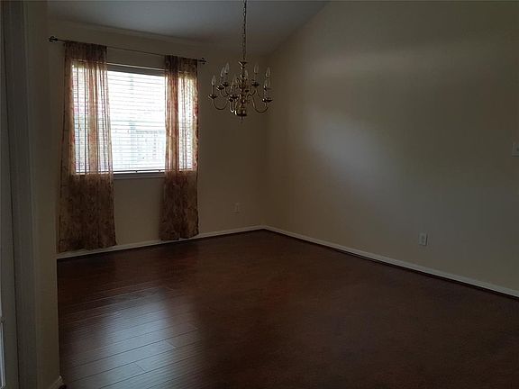 5th image of 9808 Fair Brook Way