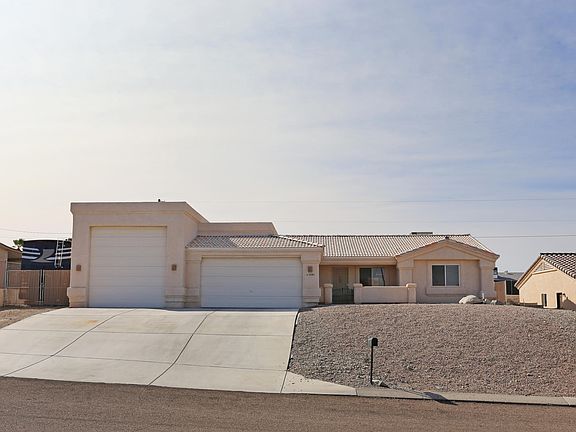 3rd image of 3080 Ironwood Dr