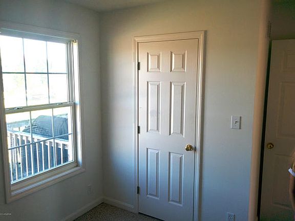 2nd image of 345 Aulbern Dr E