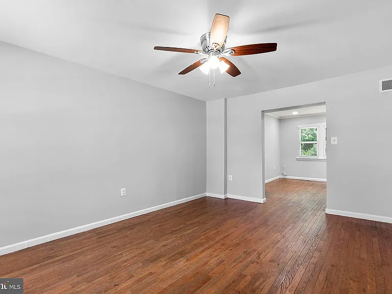 8241 Parham Ct — Photo 12