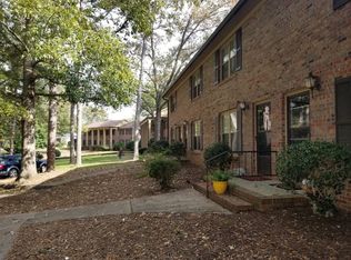 53 University Dr, Commerce, GA 30529