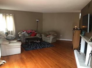 2 Talcott Gln UNIT B, Farmington, CT 06032