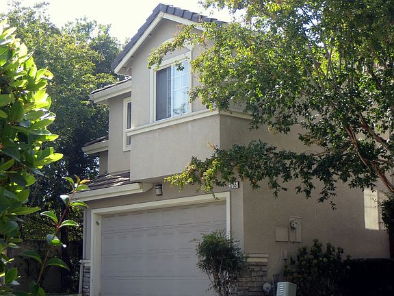 3rd image of 3755 Versailles Ct