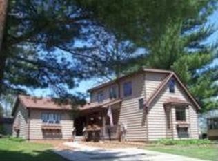 212 W Main St, Lowell, IN 46356