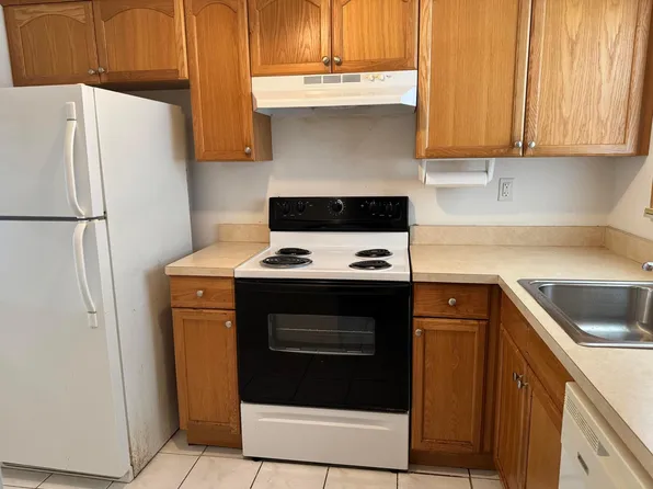 2721 N Pine Island Road #301, Sunrise, FL 33322