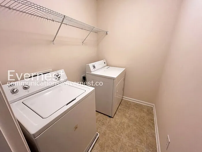 1786 Caswell Pkwy — Photo 19