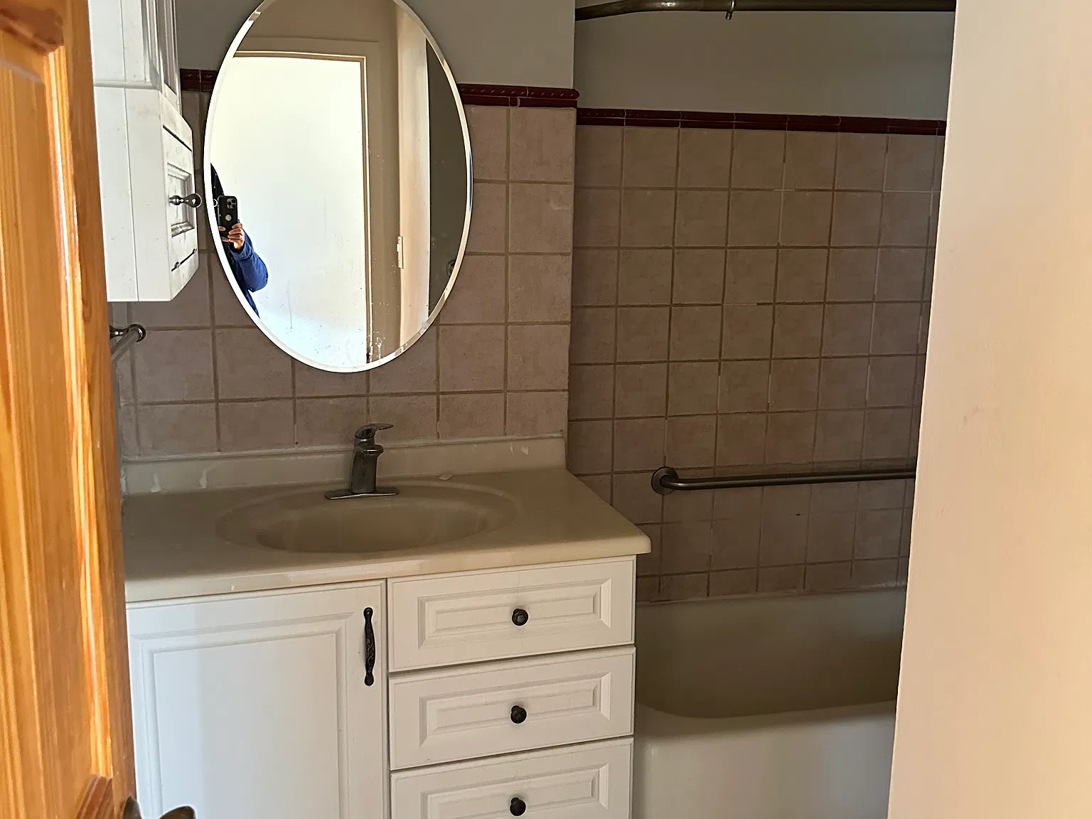 6161 N Hoyne Ave — Photo 1