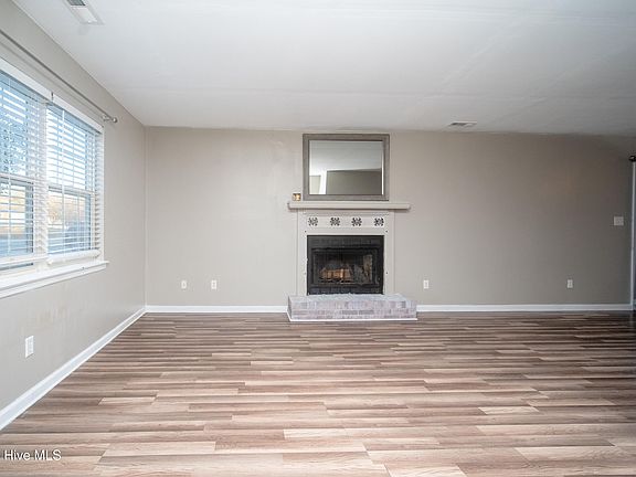 5th image of 247 Pollard Drive