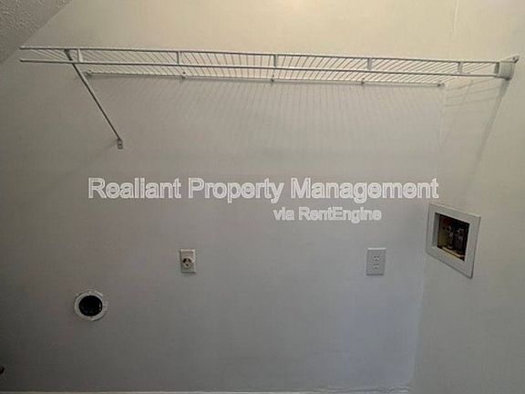 4th image of 122 Heritage Dr