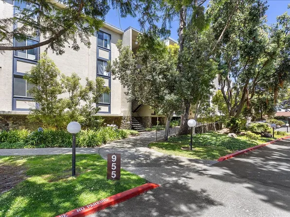 955 Shorepoint Ct APT 102, Alameda, CA 94501