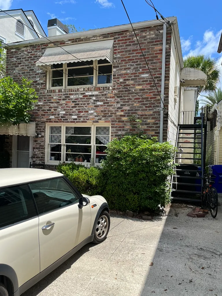 2 bed, 850 sqft, $2,600 — Photo 1