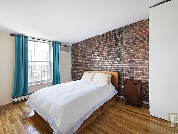 2nd image of 354 W 23rd St APT 4B