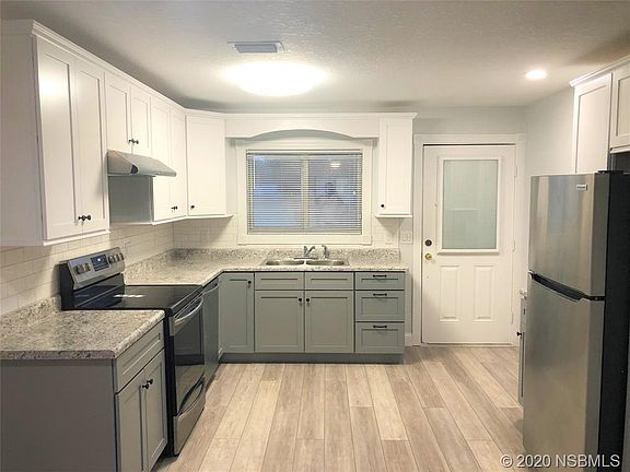 4th image of 100 N Cooper St Unit 10