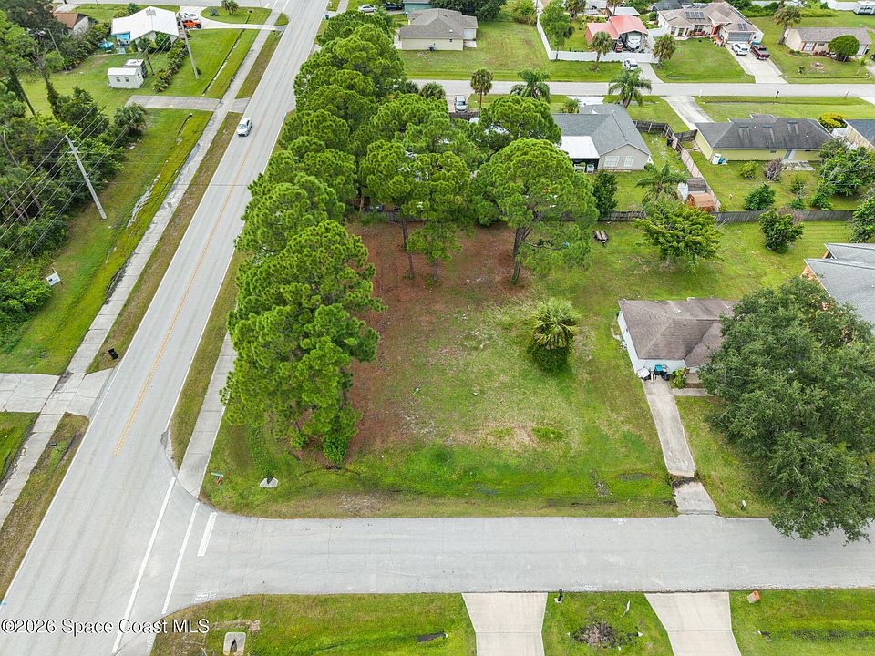 1st image of 498 Haskell Ave SE