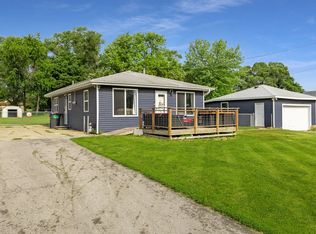 4462 NE 27th St, Des Moines, IA 50317