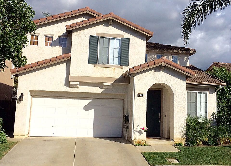 1st image of 668 Vista Del Sol