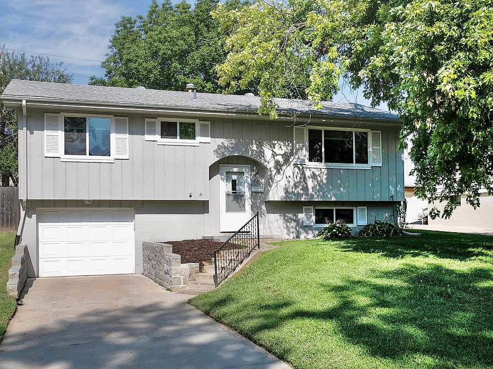1st image of 7408 Elm Dr