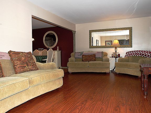 5th image of 6 Cedar Ave