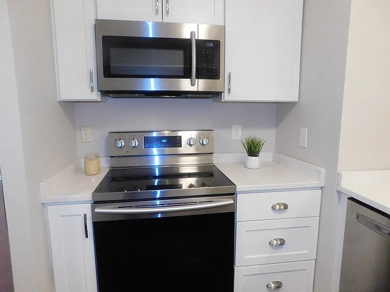 780 Willard St #C9 — Photo 3