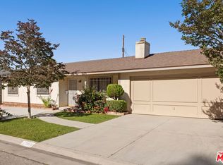 7042 Jon Allan Dr, North Hollywood, CA 91605