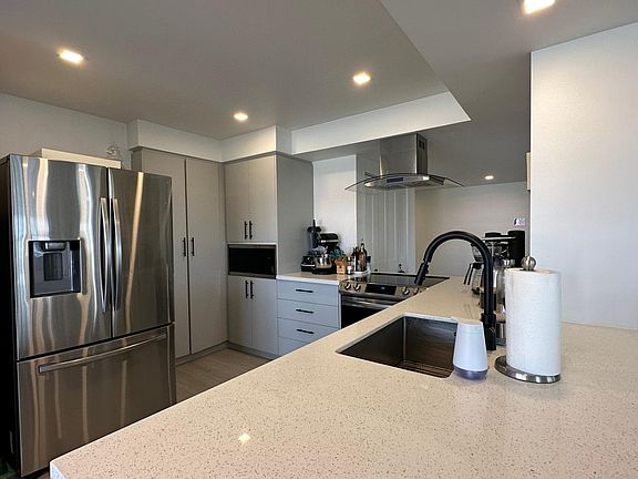4th image of 3750 Galt Ocean Dr APT 406