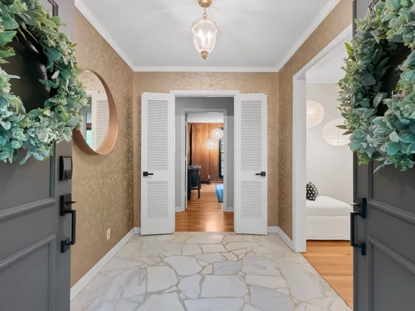 1905 Cromwell Dr, Nashville, TN 37215