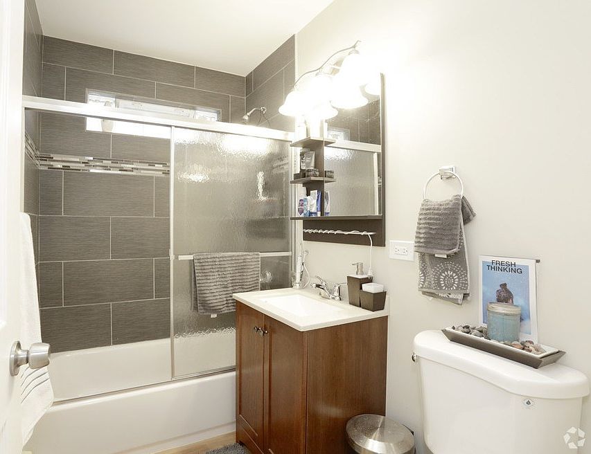 Parkside Apartments 21 N Main St Glen Ellyn IL Zillow