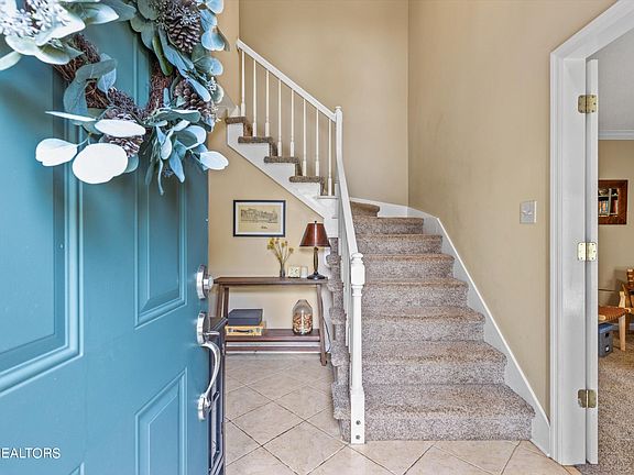 3rd image of 8244 Elm Hill Cir