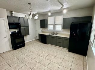 947 E Augusta Ave, Spokane, WA 99207