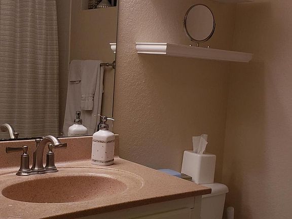 4th image of 10075 N Gate Pkwy #1011