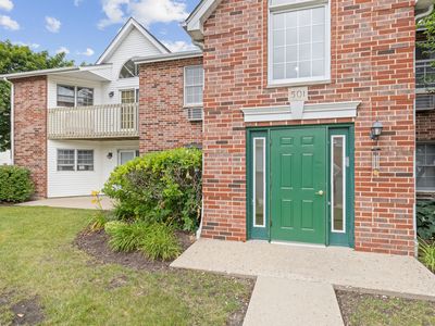 501 Leah Ln APT 1C, Woodstock, IL, 60098