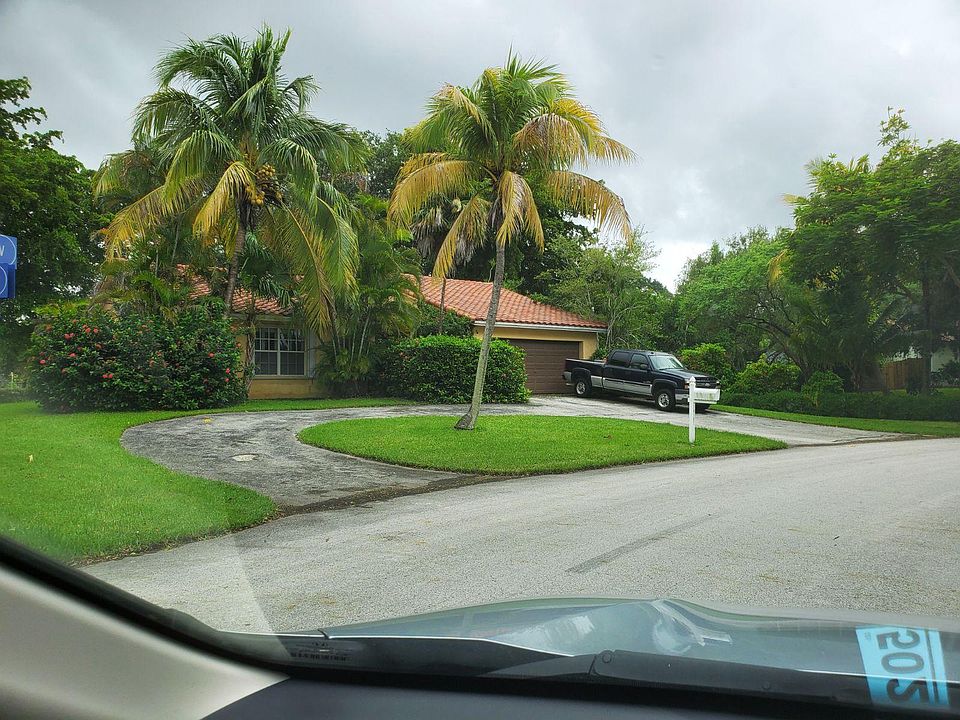 1st image of 18161 SW 84th Ave