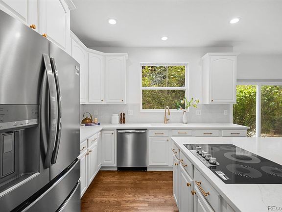 3rd image of 869 Shadowstone Drive