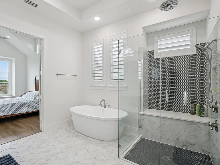 3960 Medio Creek Dr — Photo 18