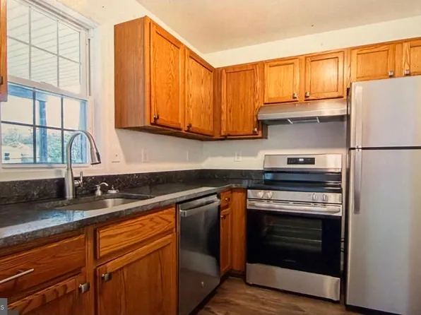 916 Harwood Rd #A, Hagerstown, MD 21740