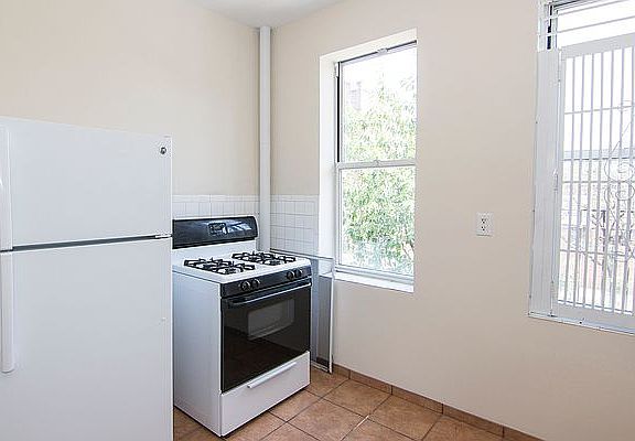 2nd image of 12-34 30th Ave #2R