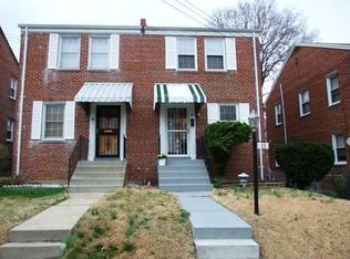 35 Underwood Pl NW, Washington, DC