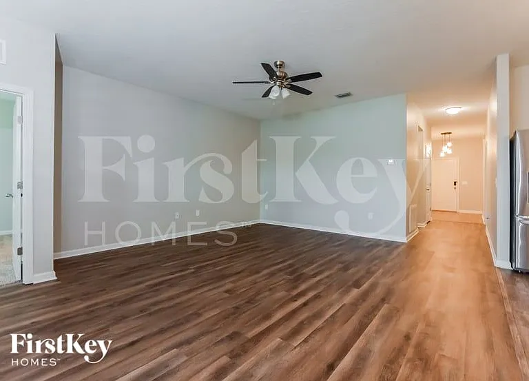 876 Orchid Grove Blvd — Photo 2