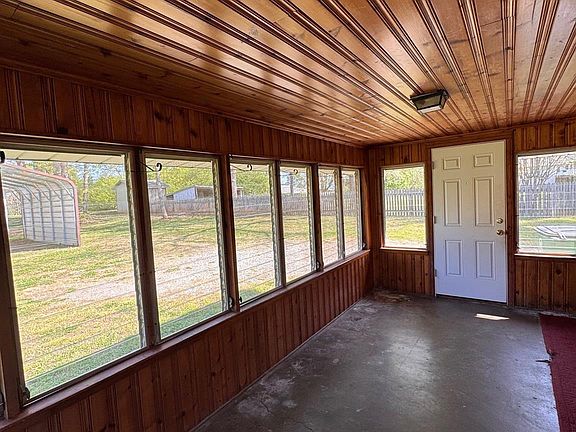2nd image of 173 Wilson Rd
