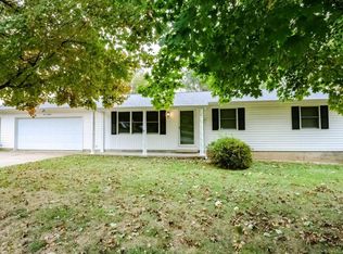 316 Forest Hills Dr, Louisiana, MO 63353