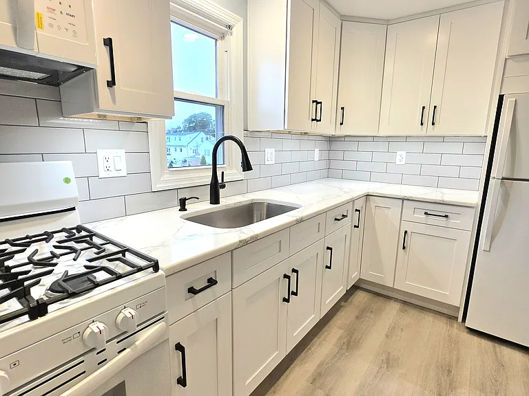 359 President St #2 — Photo 12