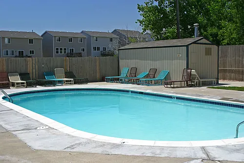 Lakeside Villas Photo 1