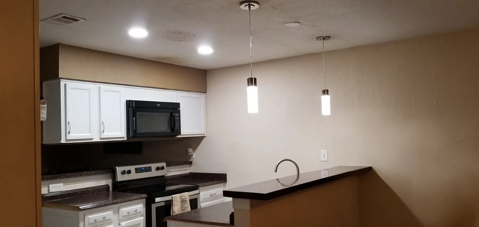 3 bed, 1294 sqft, $1,700 — Photo 3